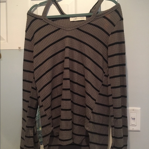 sweater - Picture 1 of 1